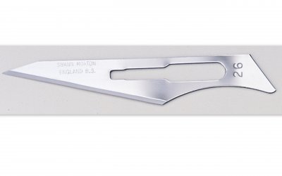 No 26 Sterile Stainless Steel Scalpel Blade Swann Morton Product No 0313 *